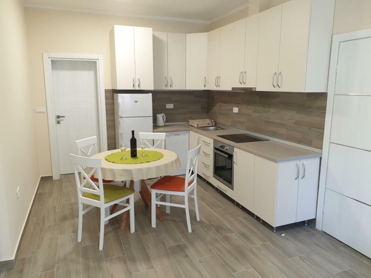 Apartments Jadran Tivat Exterior photo